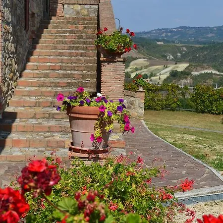 Casale Montemoro Farm stay Allerona